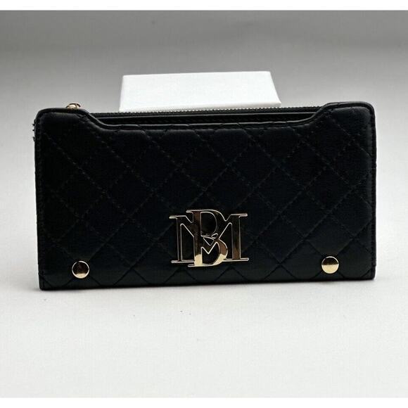 Badgley Mischka Quilted Button Closure Black Wallet Silver logo - Picture 1 of 5
